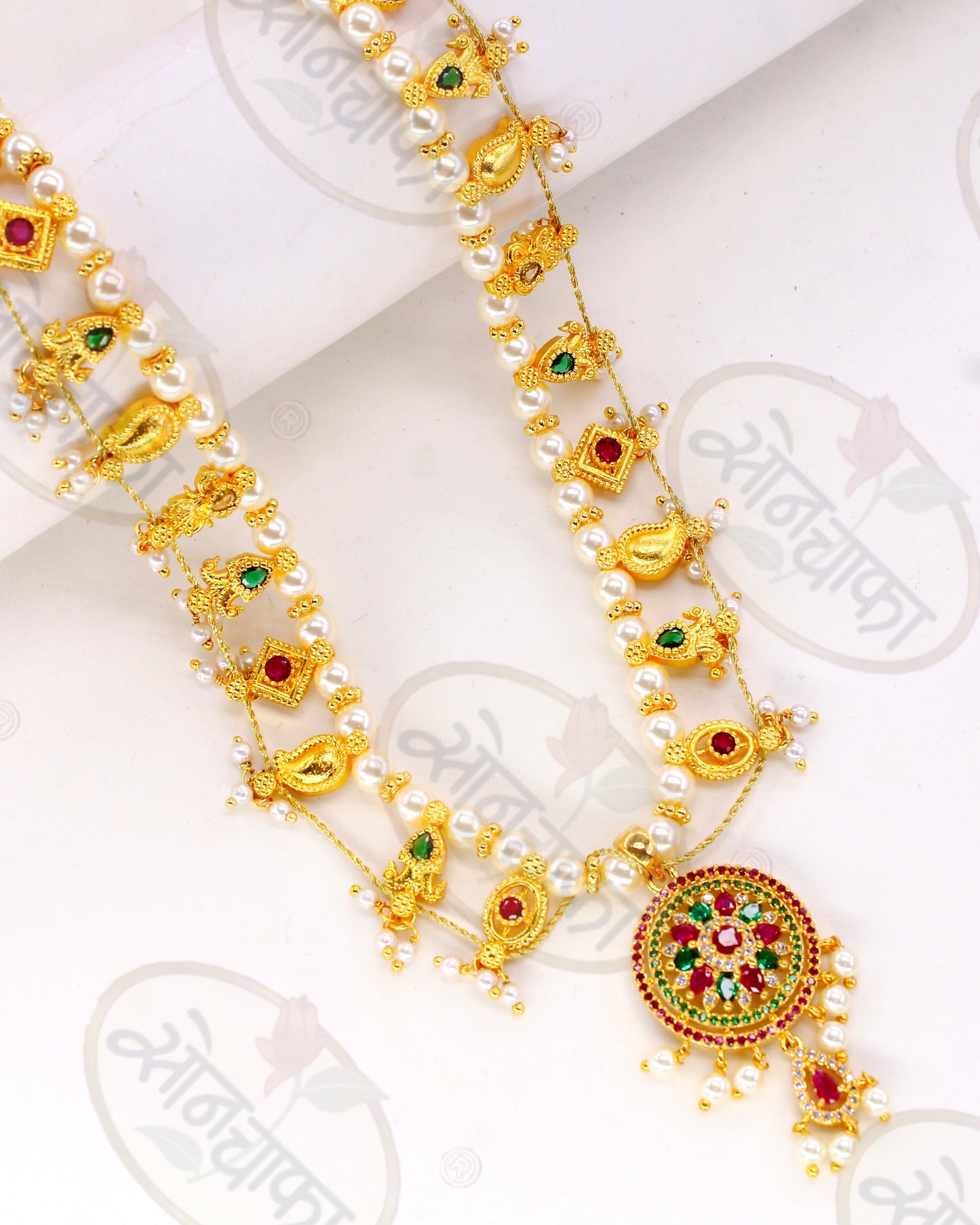 BOLOSSOM DESIGNER KOLHAPURI SAAJ