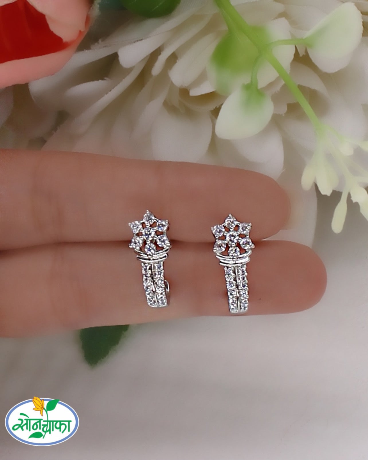 FLAWLESS FLORAL DIAMOND EARRINGS