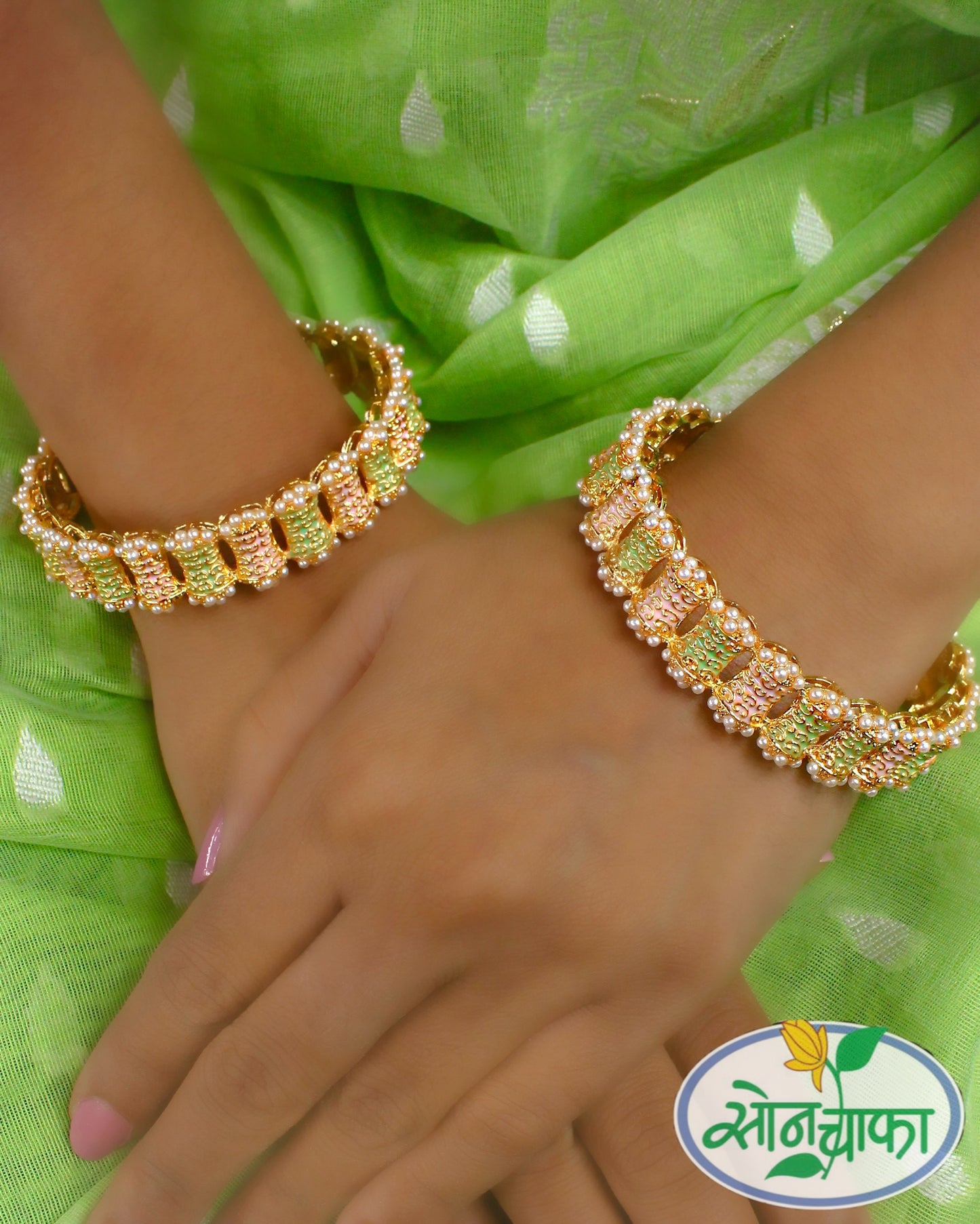 DESIGNER PEARL BANGLES