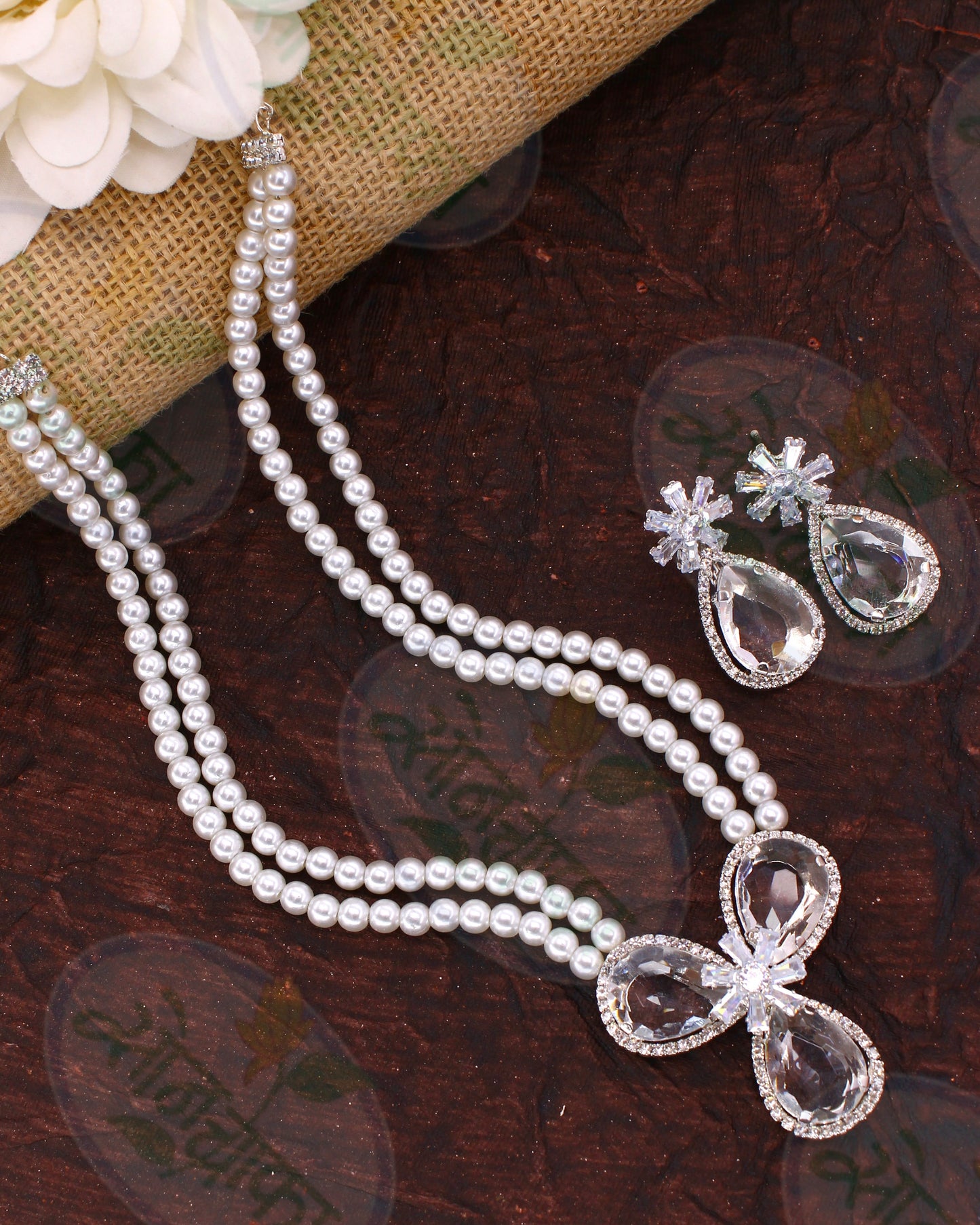 DROPLET DESIGNER NECKLACE