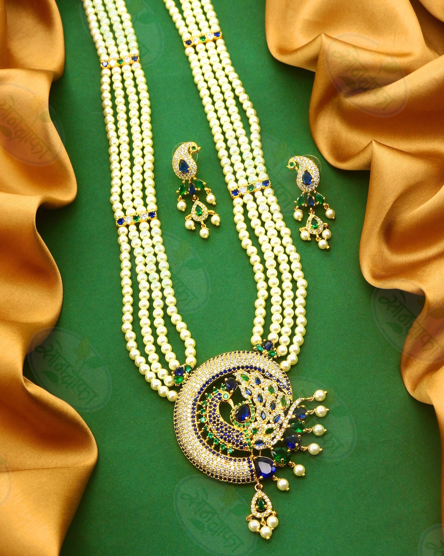 FANCY PEACOCK NECKLACE
