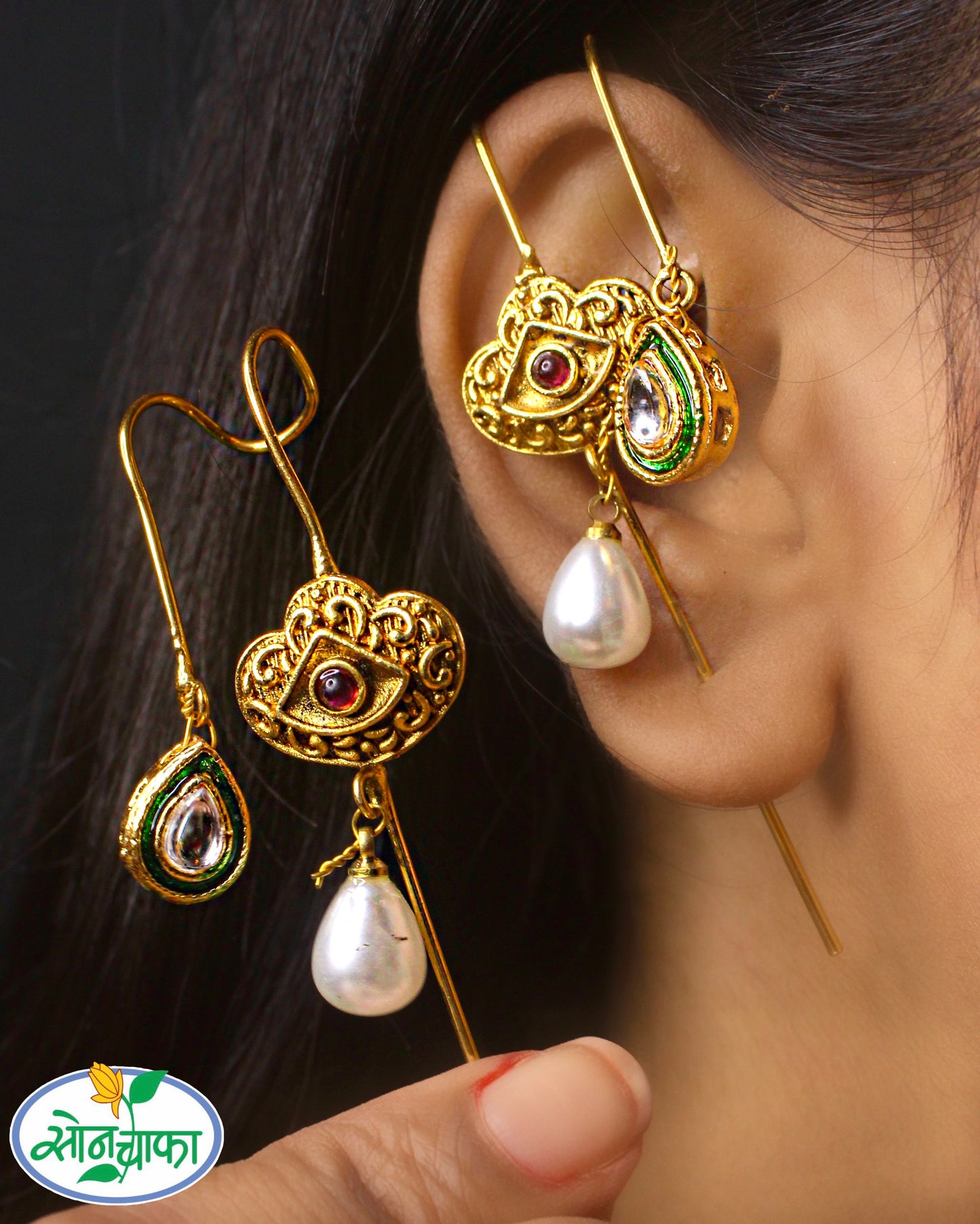 BRILLIANT ANTIQUE EAR-CUFF