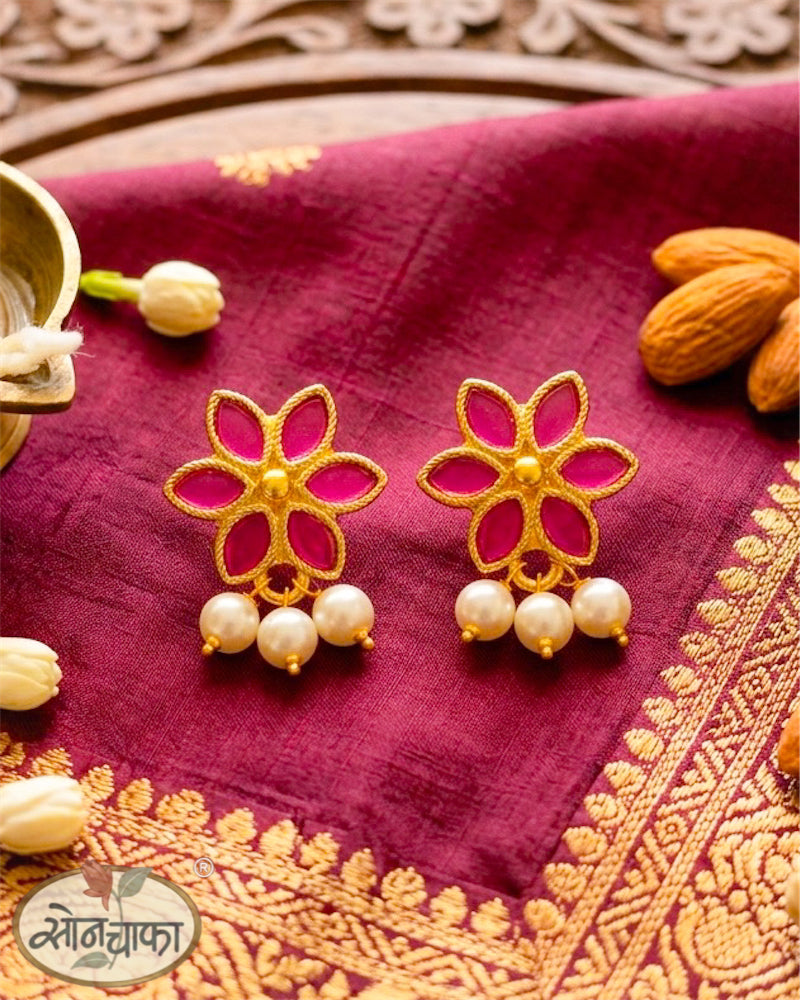 TRENDY GLOSSY PEARL EARRINGS
