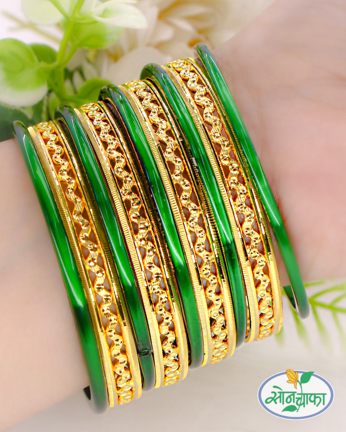 EXCLUSIVE GOLD PALTED BANGLES