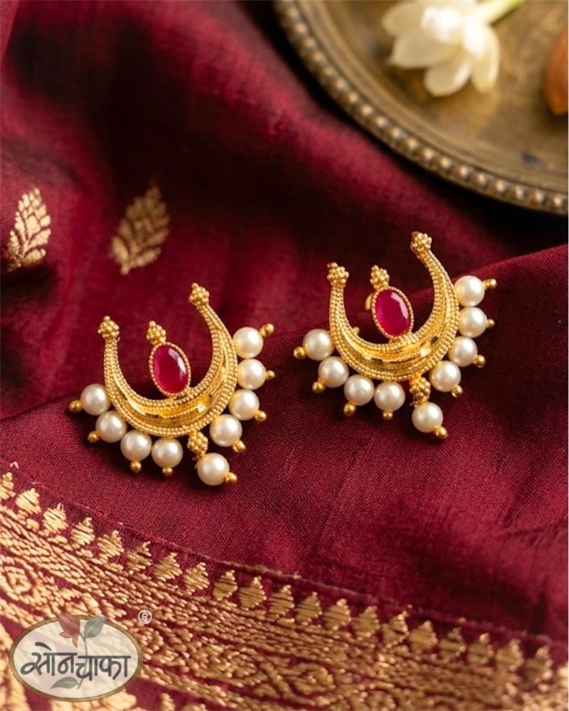 DELICATE MOTI EARRINGS