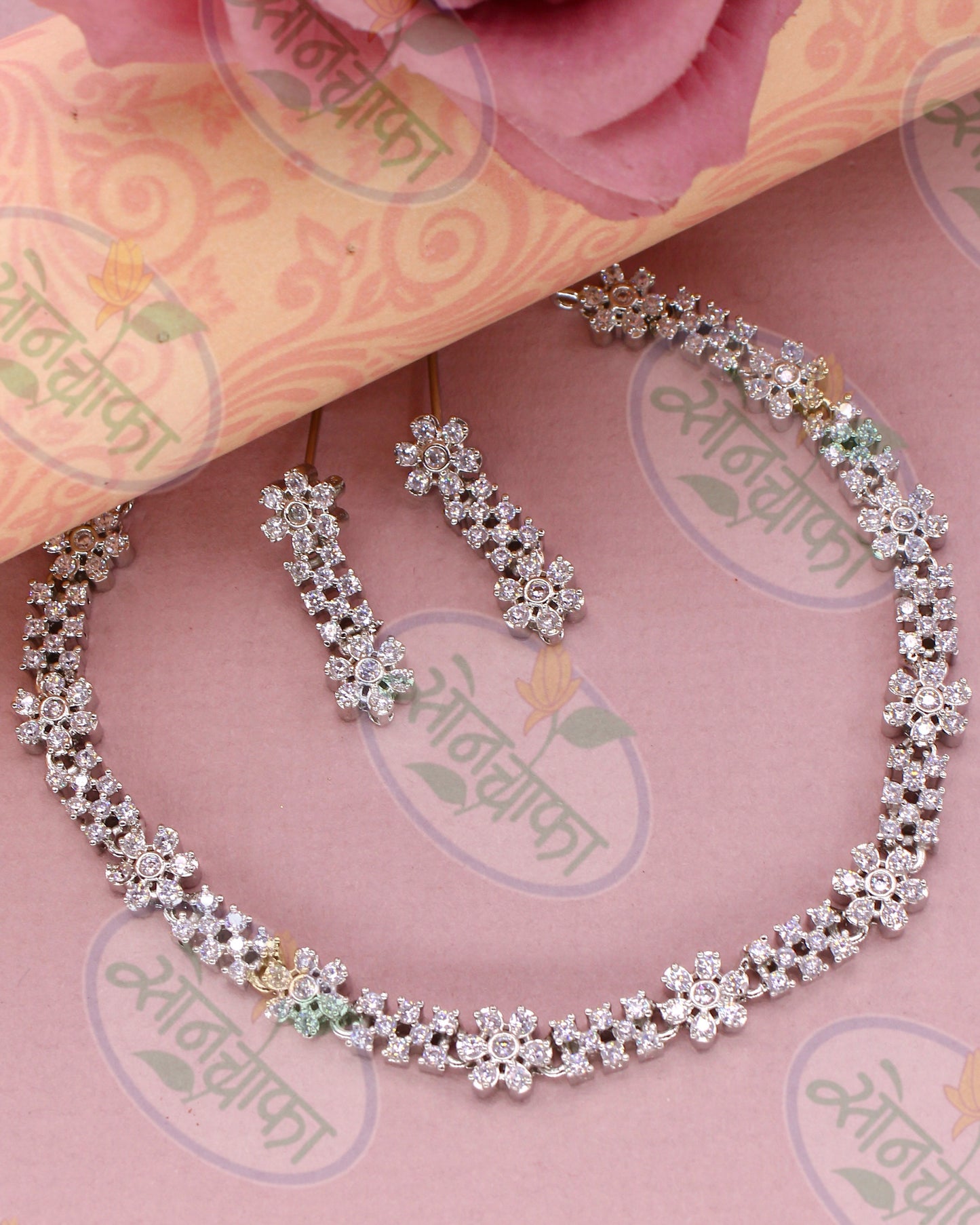 FLORAL FALL DIAMOND NECKLACE SET