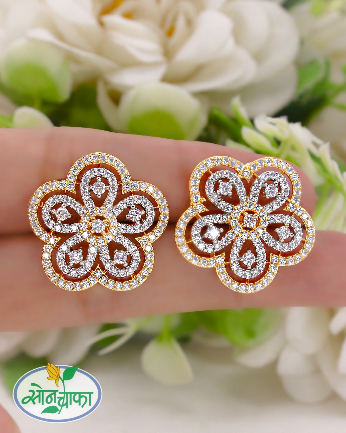 EXCLUSIVE FLORAL DESIGNER EARRINGS