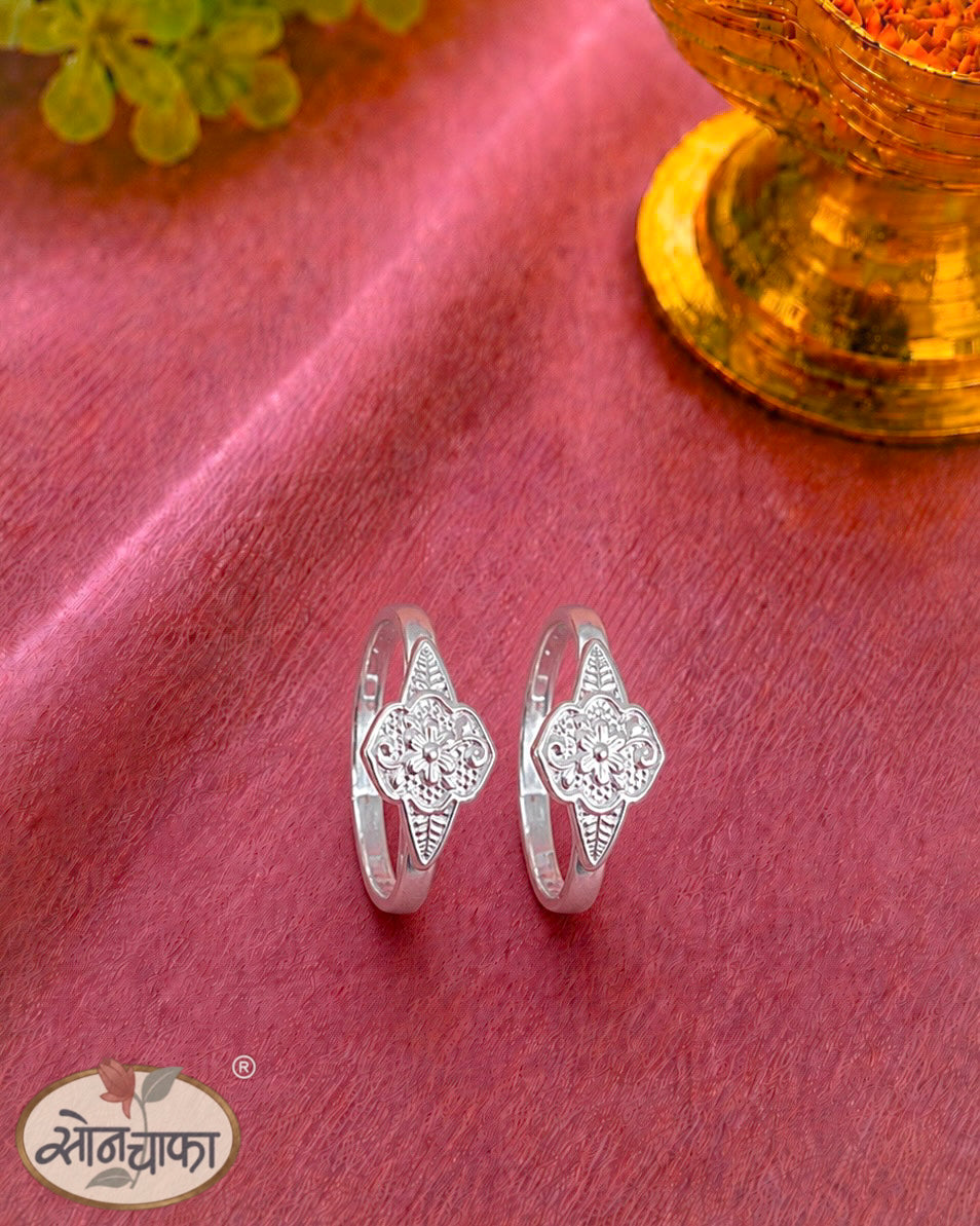 PRITTY SILVER JODAVI