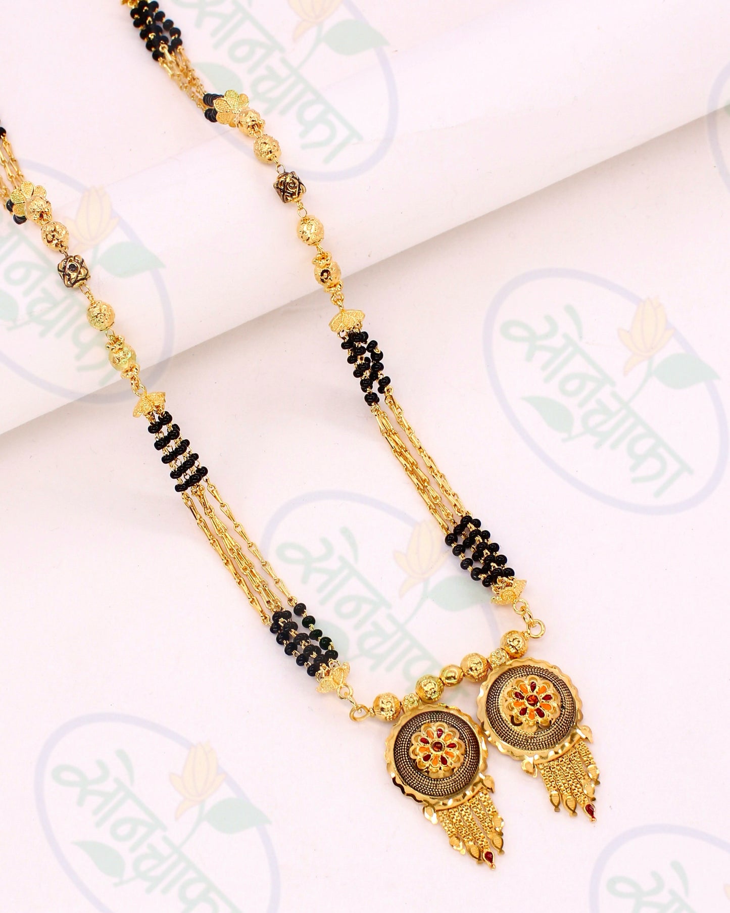 TRADITIONAL WATI PENDANT MANGALSUTRA