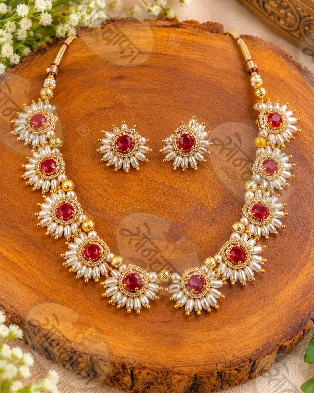 EXCLUSIVE DESIGNER NECKLACE