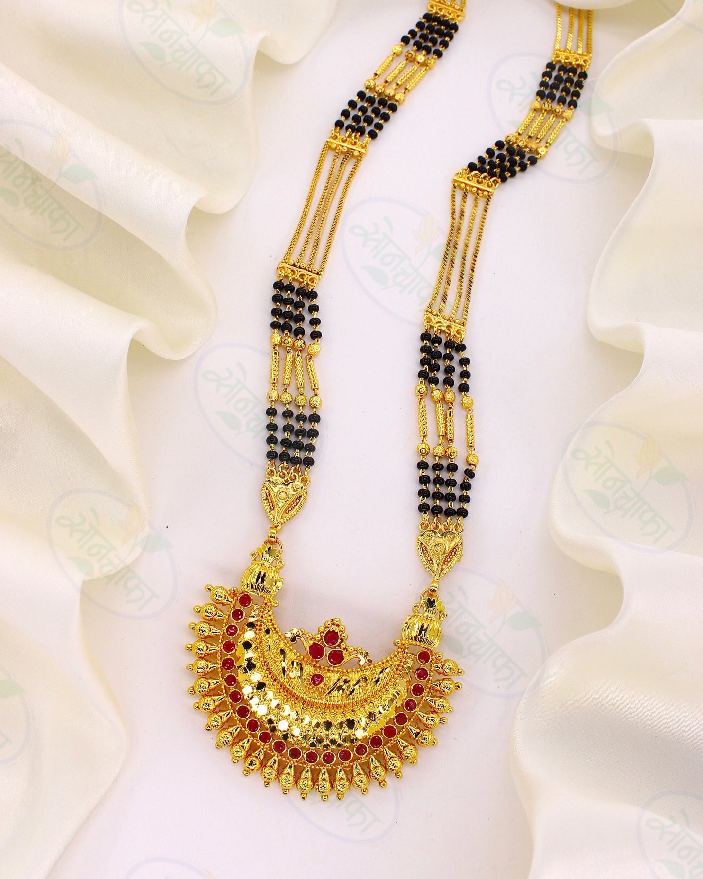 GOLDEN GLAM DESIGNER MANGALSUTRA