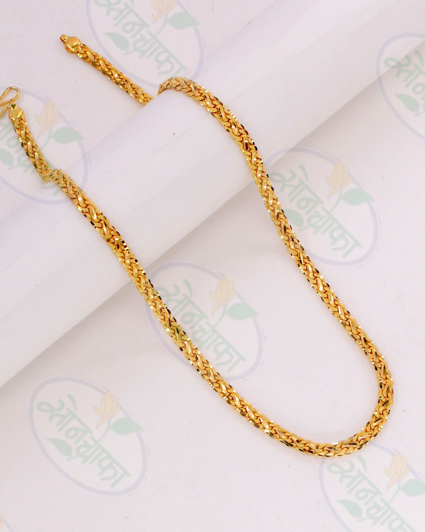 TEXTURED GOLD PLATED CHAIN