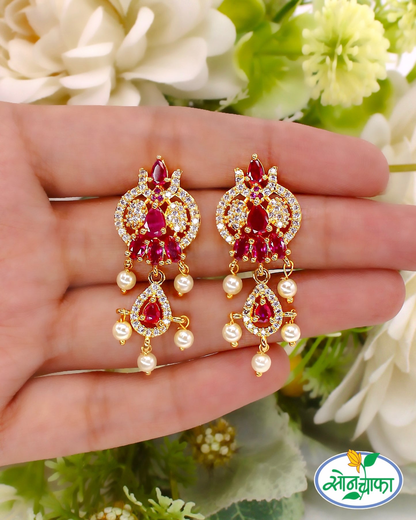 GRACEFUL DESIGNER EARRINGS