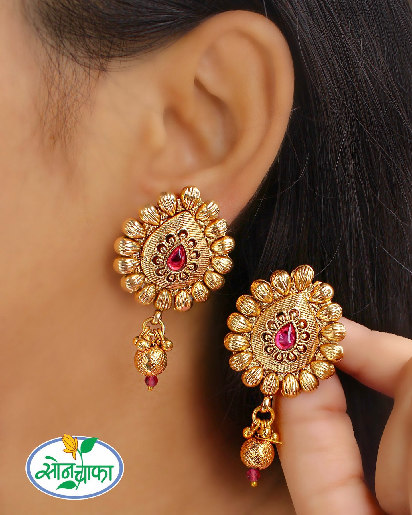 LEAFLET ANTIQUE EARRINGS