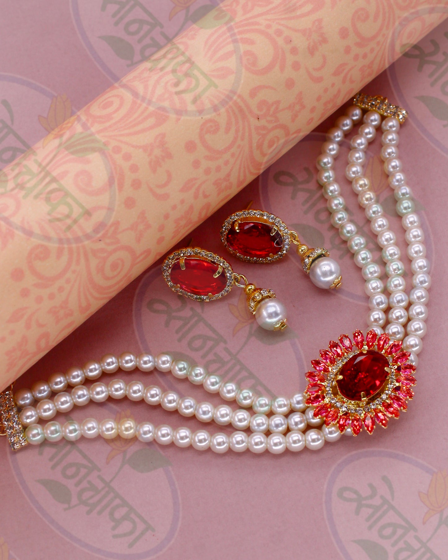 EXCLUSIVE PEARL BEADS DESIGNER NECKLACE