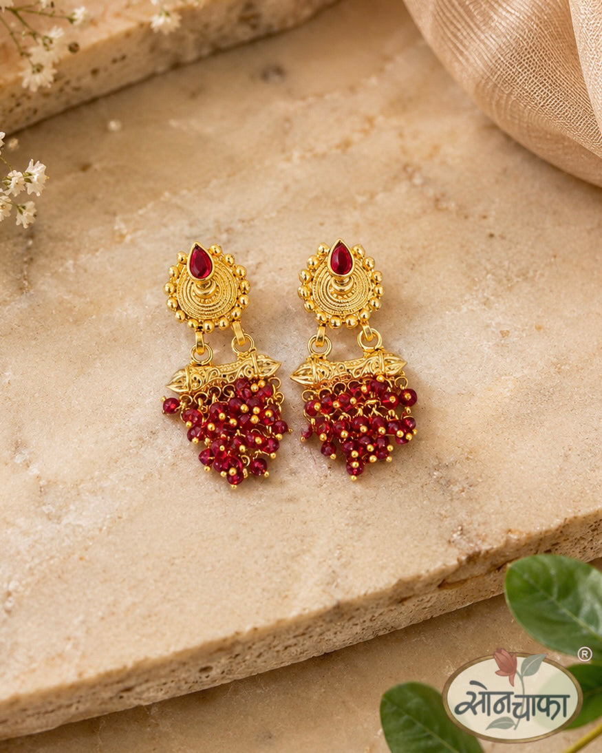 DESIGNER PEARL EARRING