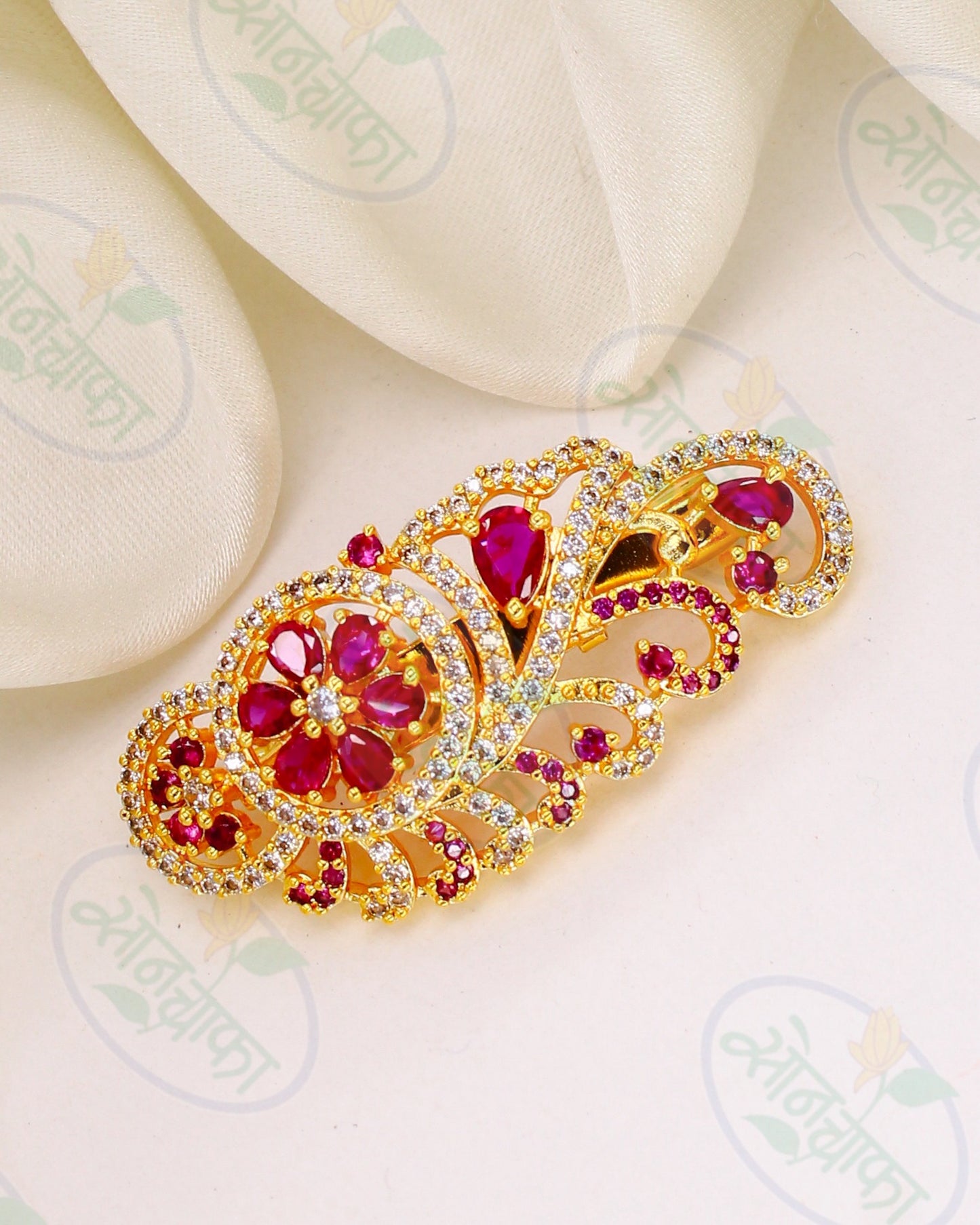 BEAUTIFUL DIAMOND SAREEPIN