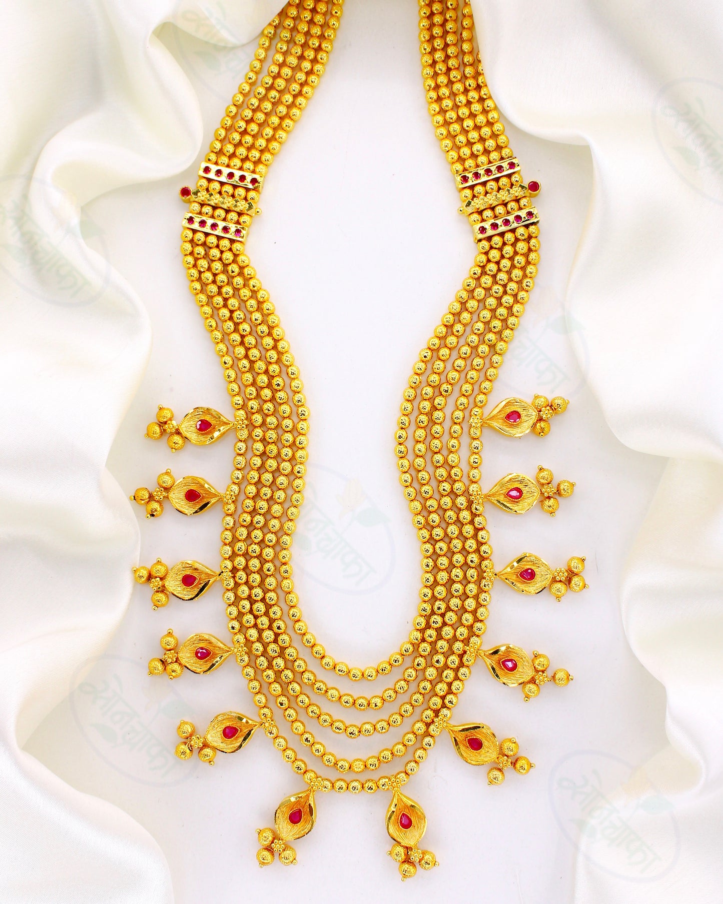 EXCLUSIVE MALHAR NECKLACE