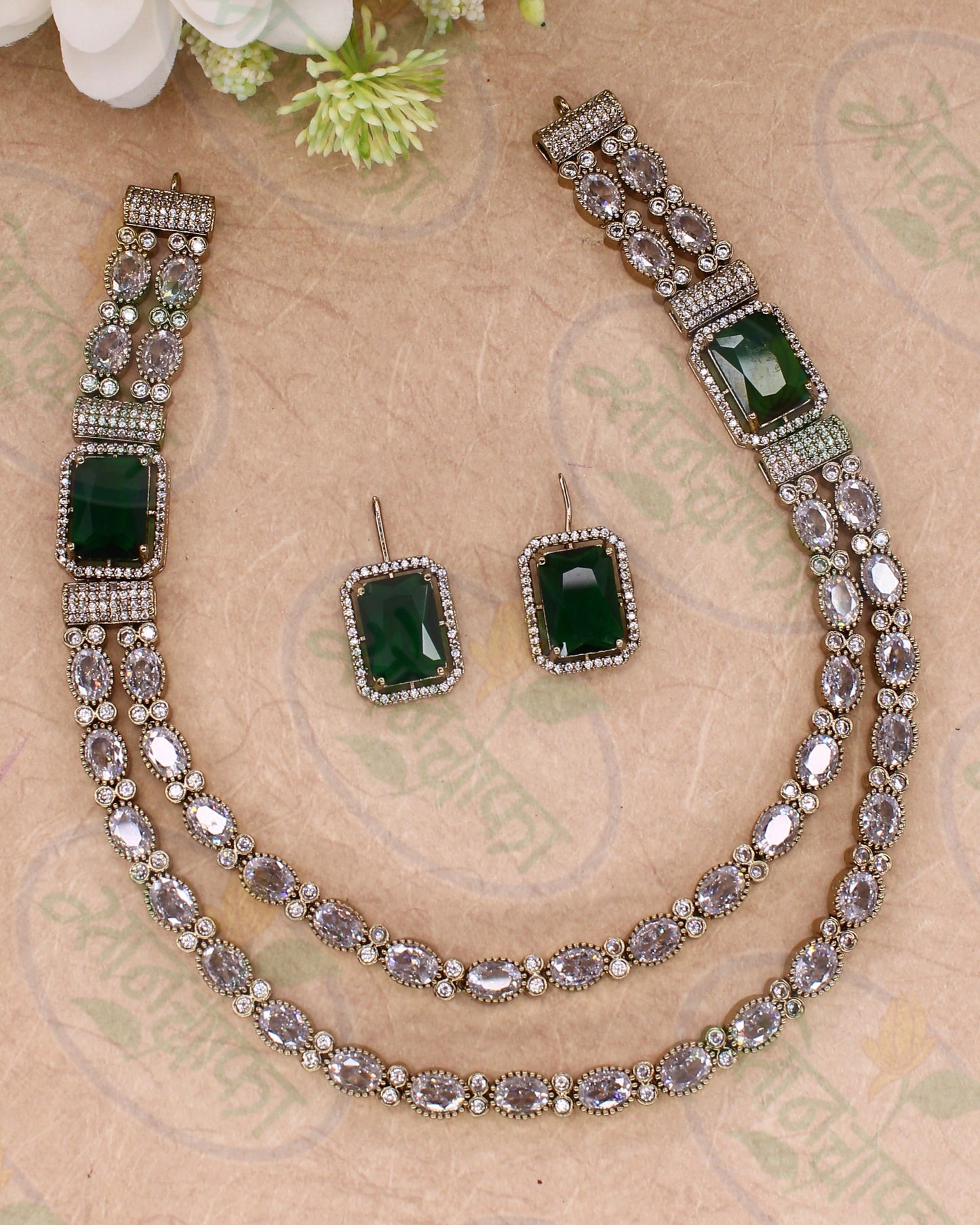 CLASSIC RAJASI NECKLACE