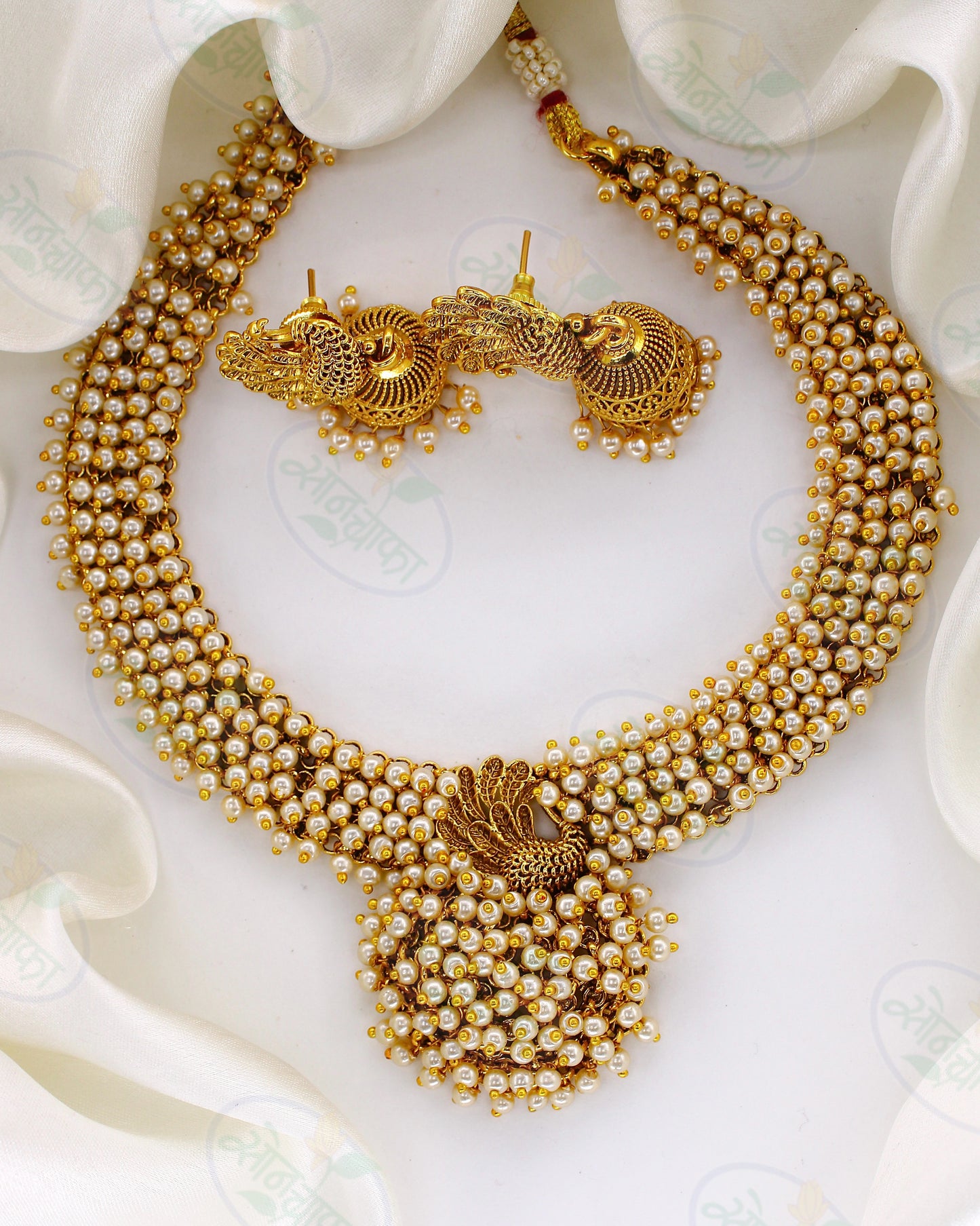 FANCY PEACOCK NECKLACE