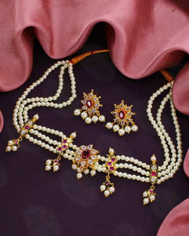 GORGEOUS FLORAL PEARL NECKLACE