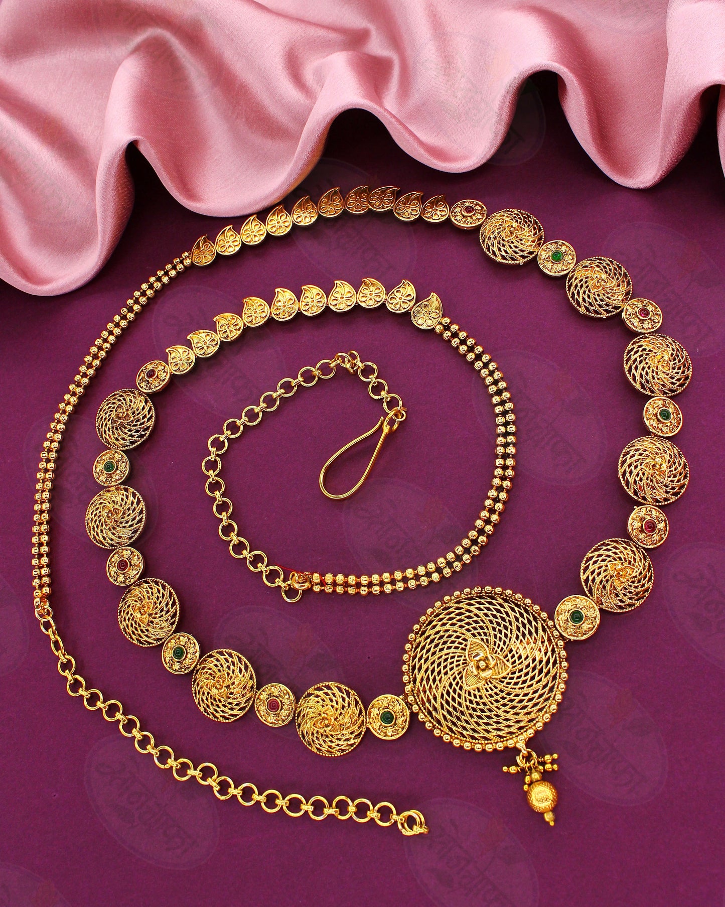 ROYAL ELEGANCE MEKHALA