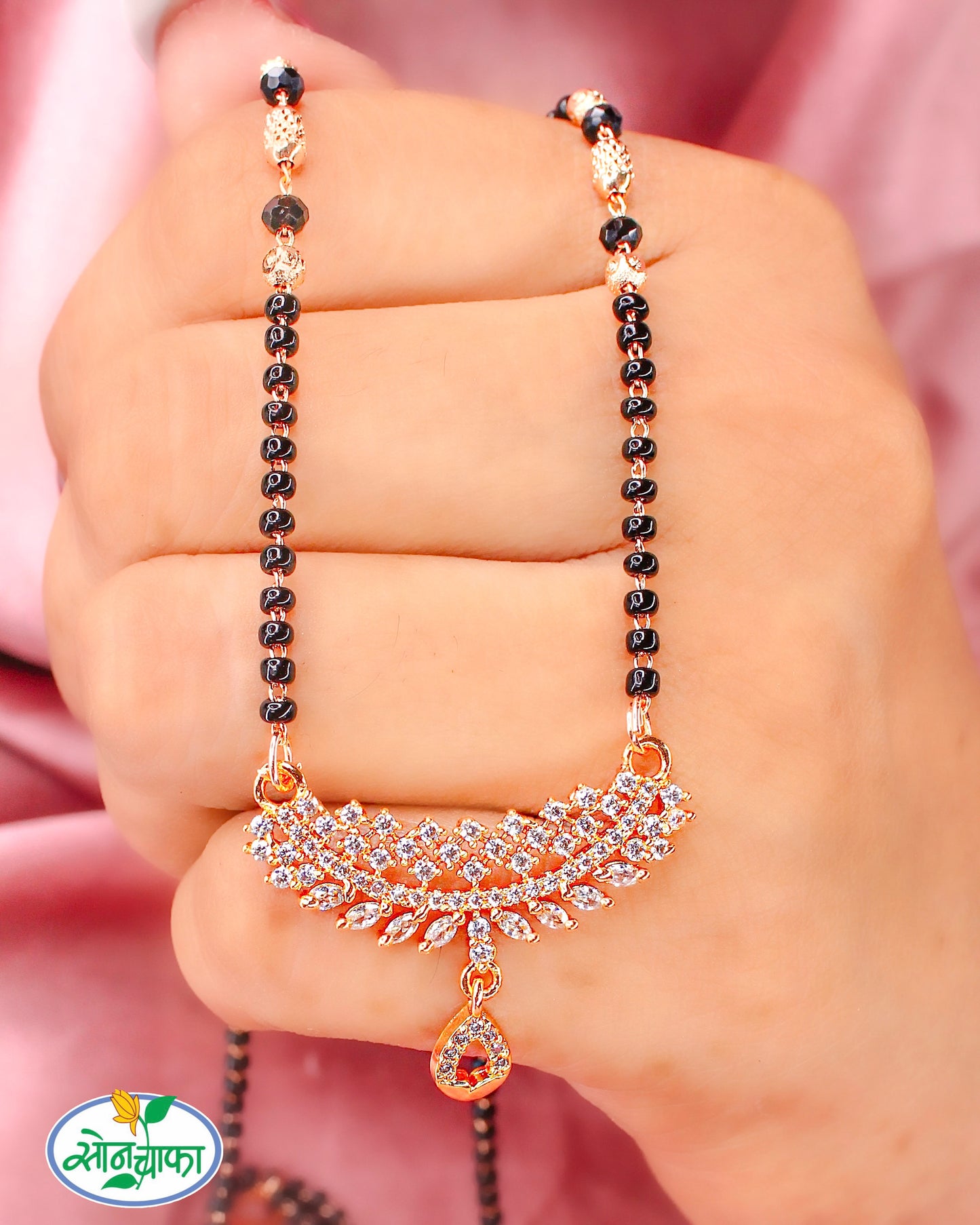PRETTY SHIMMER DIAMOND MANGALSUTRA