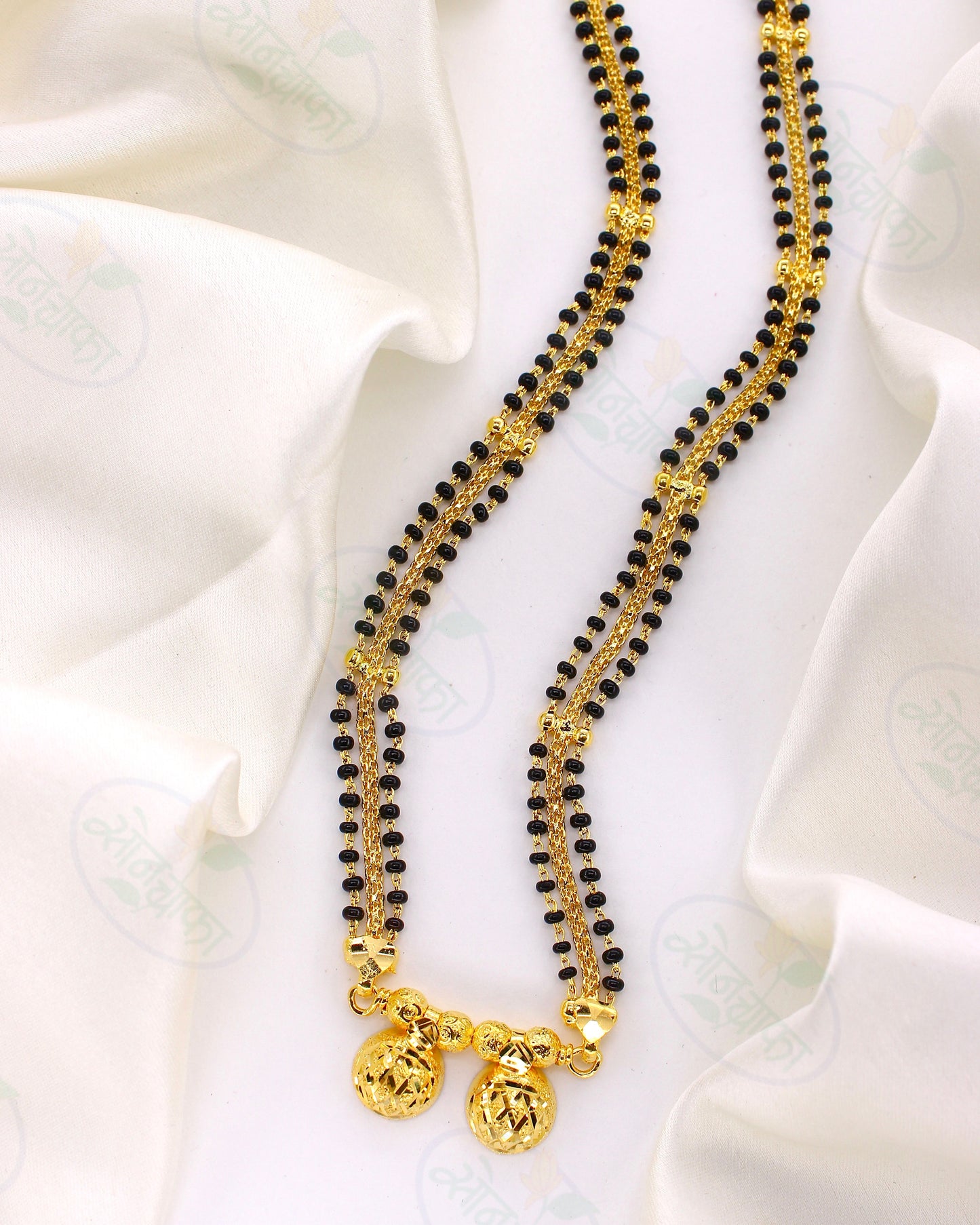 PREETY GOLD PLATED WATI PENDANT MANGALSUTRA