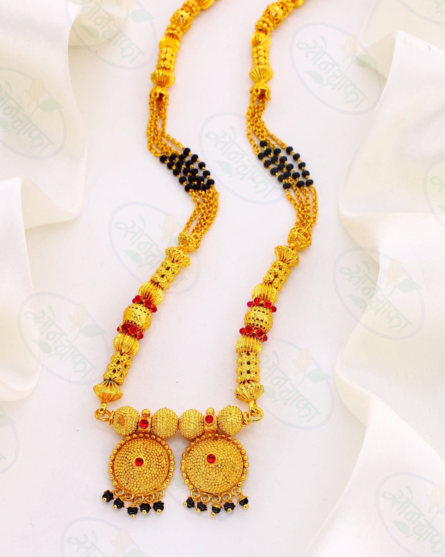 BEAUTIFUL WATI PENDANT MANGALSUTRA