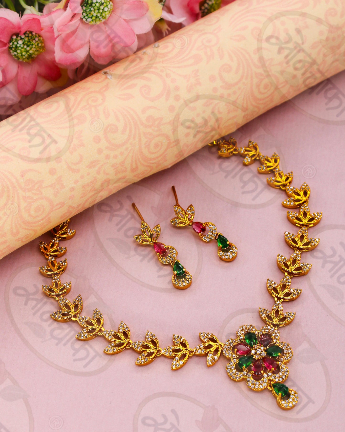 FLORAL DESIGNER NECKLACE