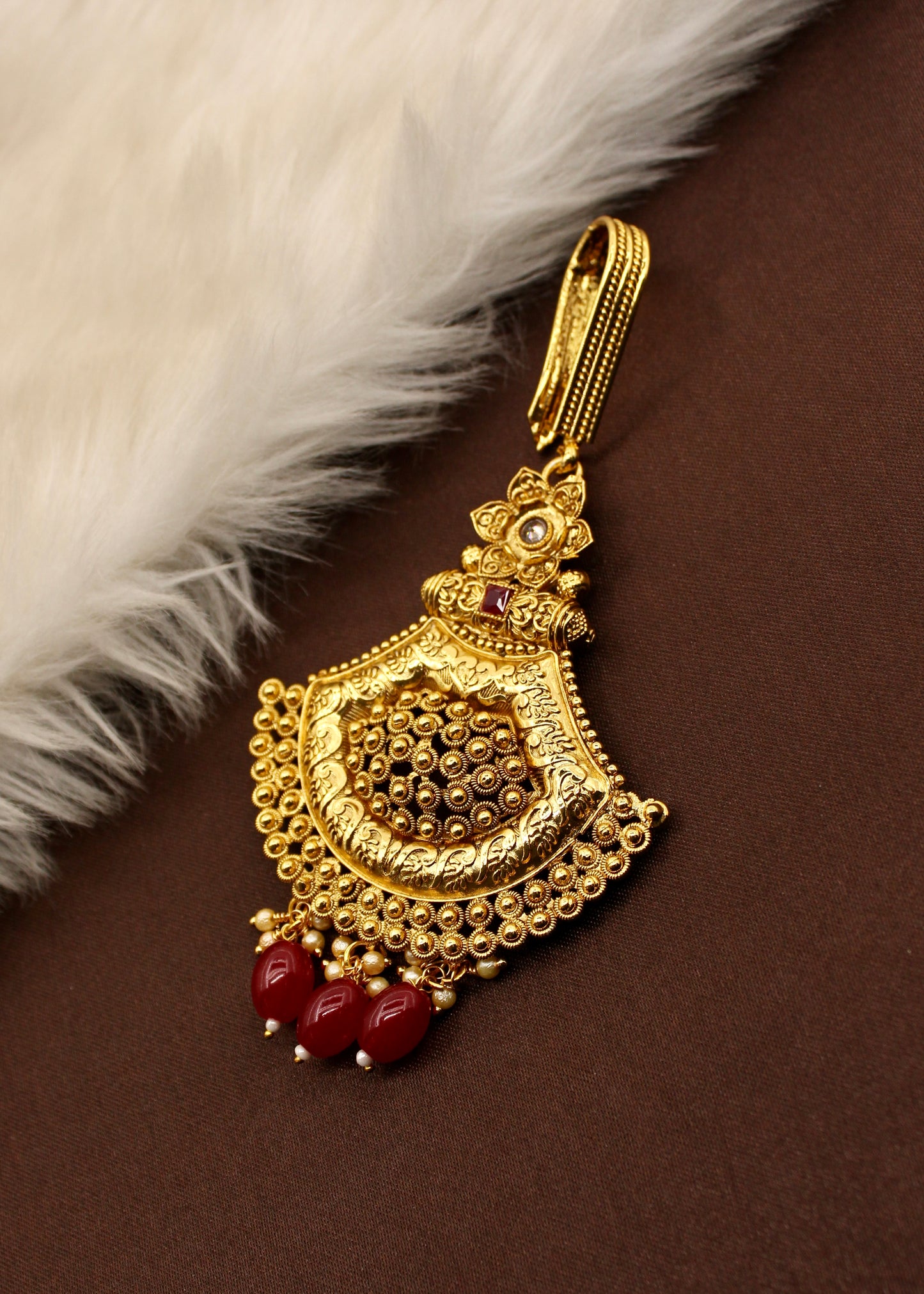 FLORAL GOLDEN BEADS CHALLA