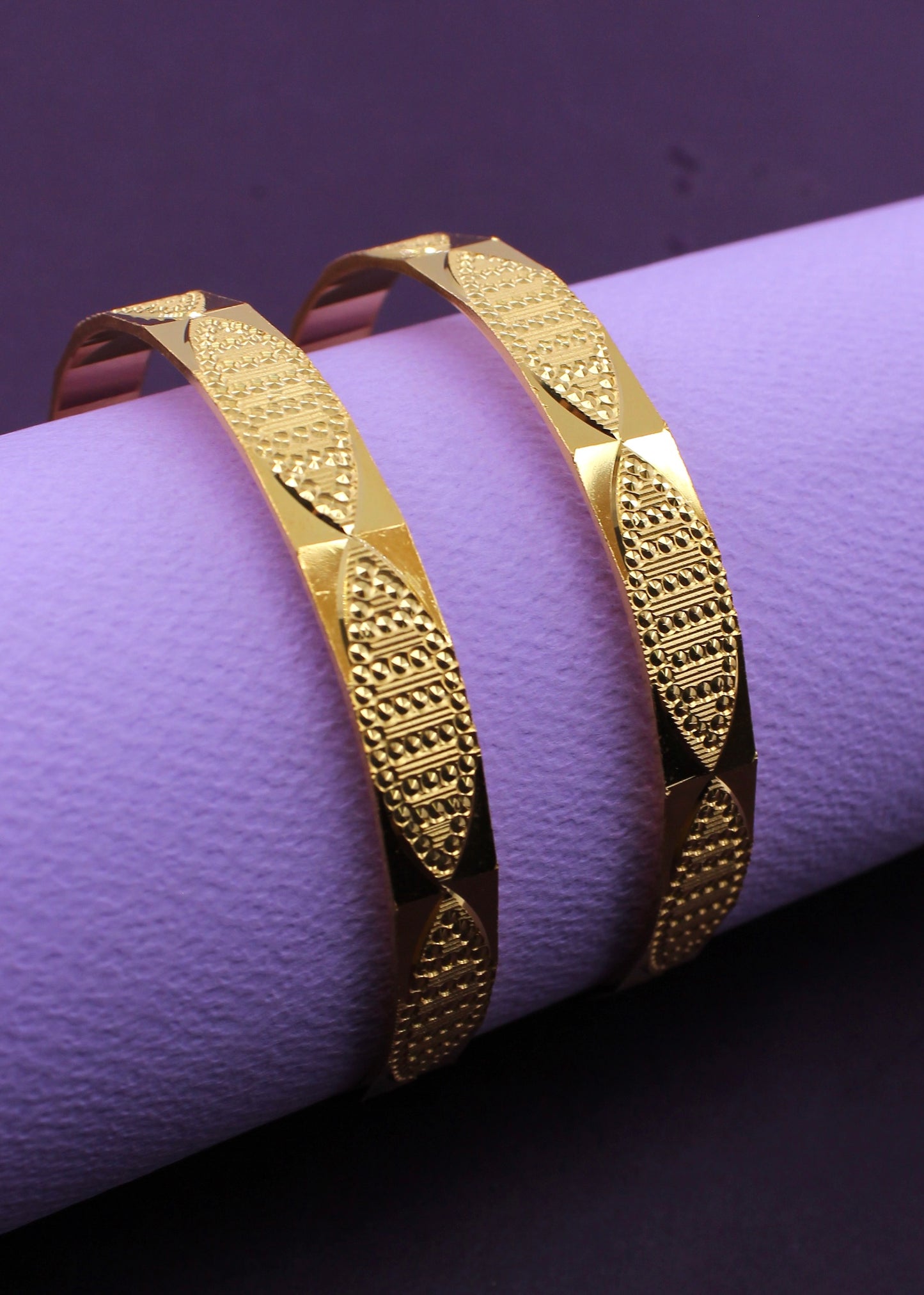 ECLECTIC GOLDEN BANGLES