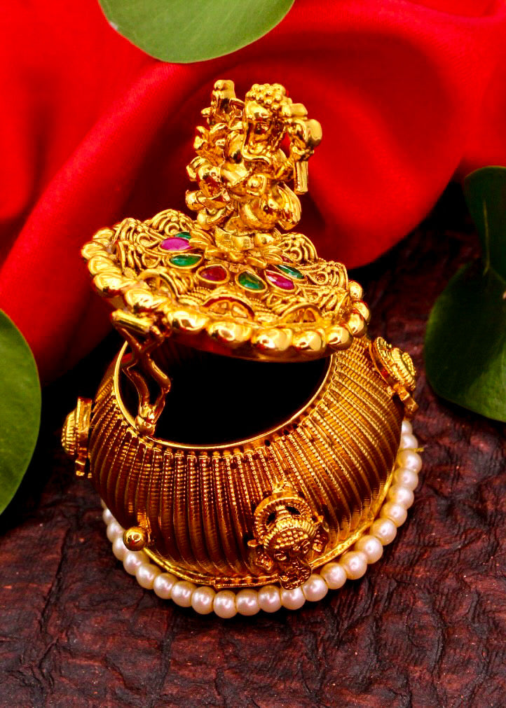 GANESHA DESIGNER PEARL BEADED KARANDA