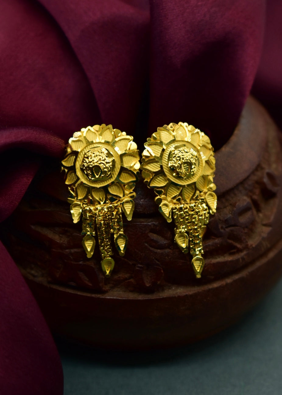 GRACEFUL DESIGNER EARRINGS