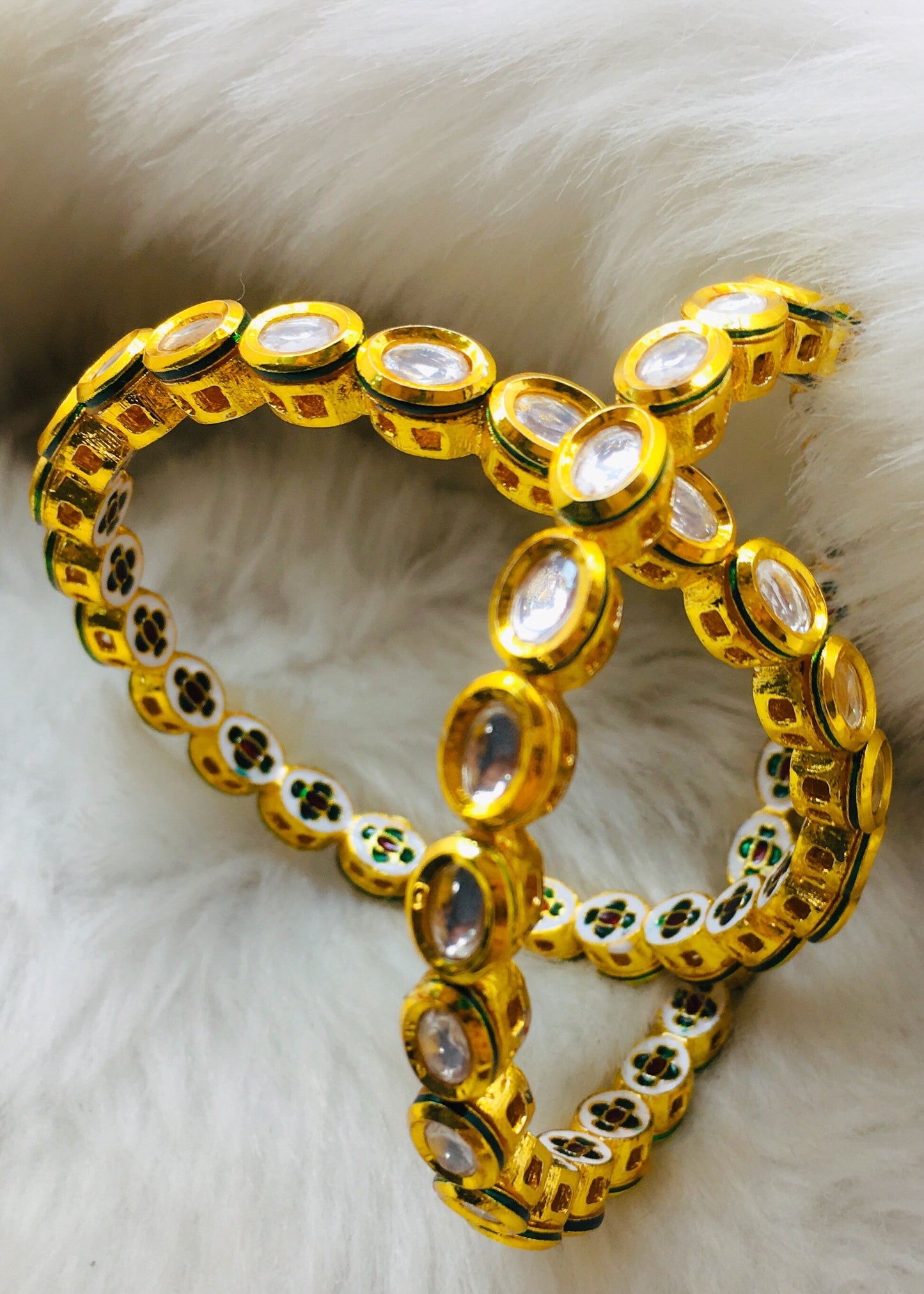 BEAUTIFUL KUNDAN BANGLES