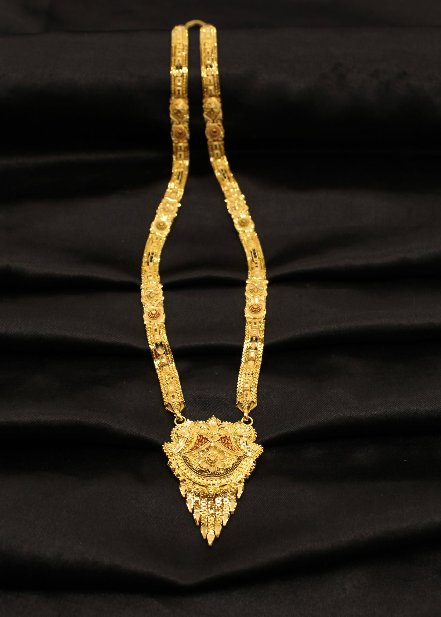 DECOROUS GOLDEN PATTI MANGALSUTRA