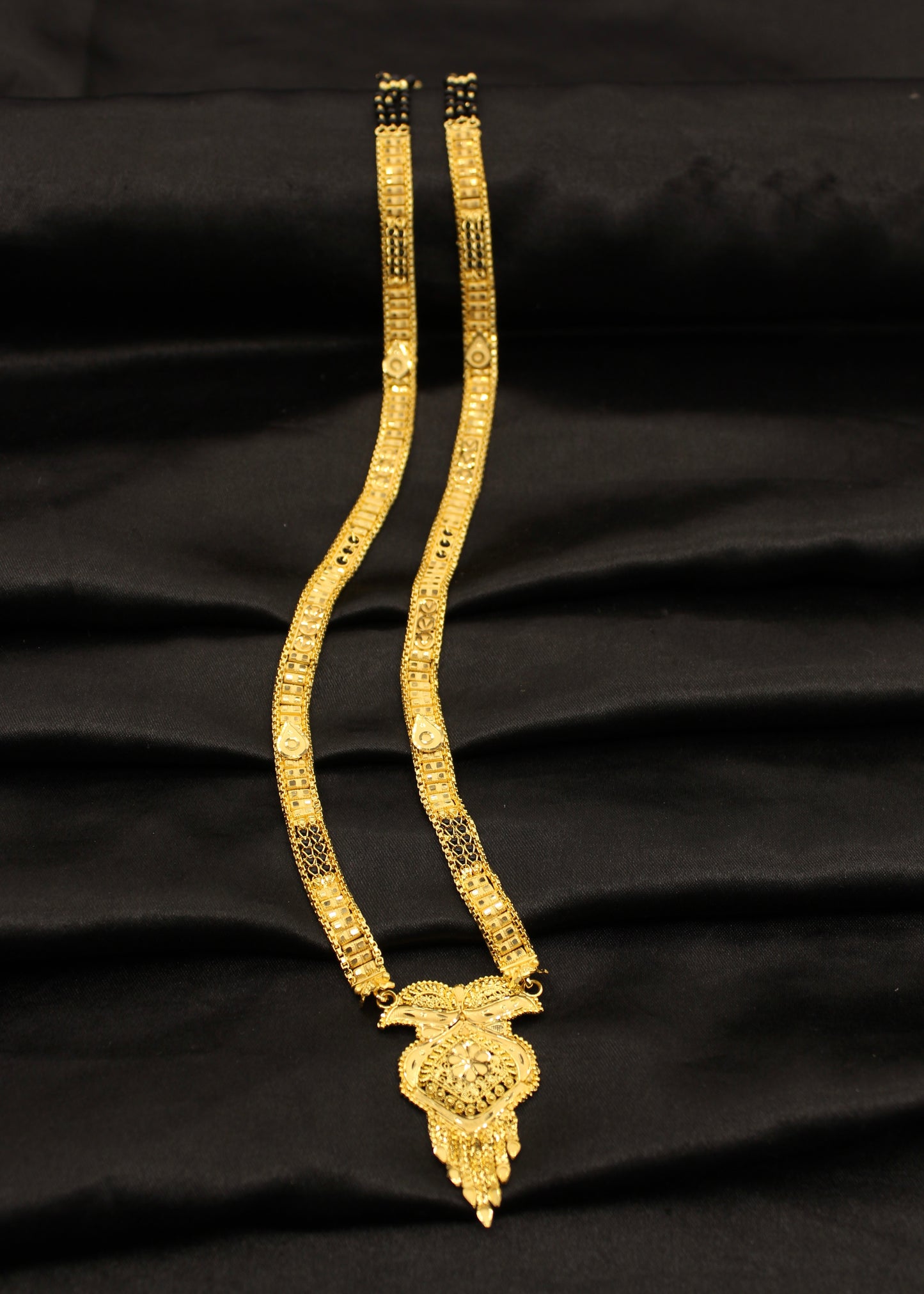 STUNNING 1 GRAM PATTI MANGALSUTRA