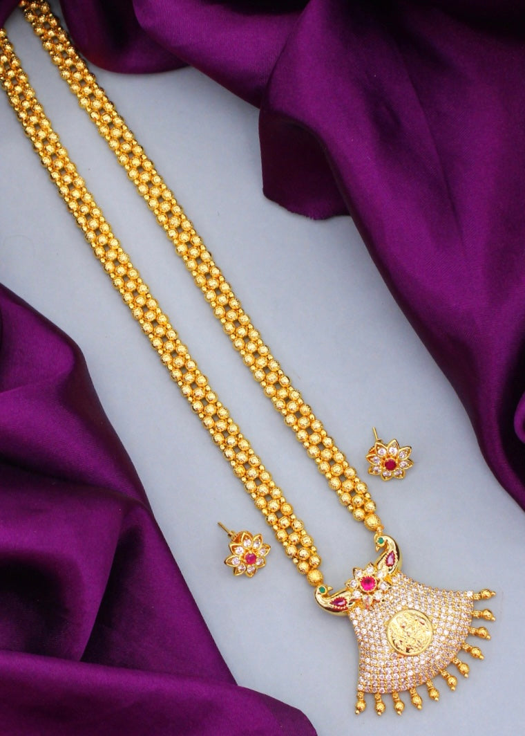 DELIGHTFUL PEACOCK NECKLACE