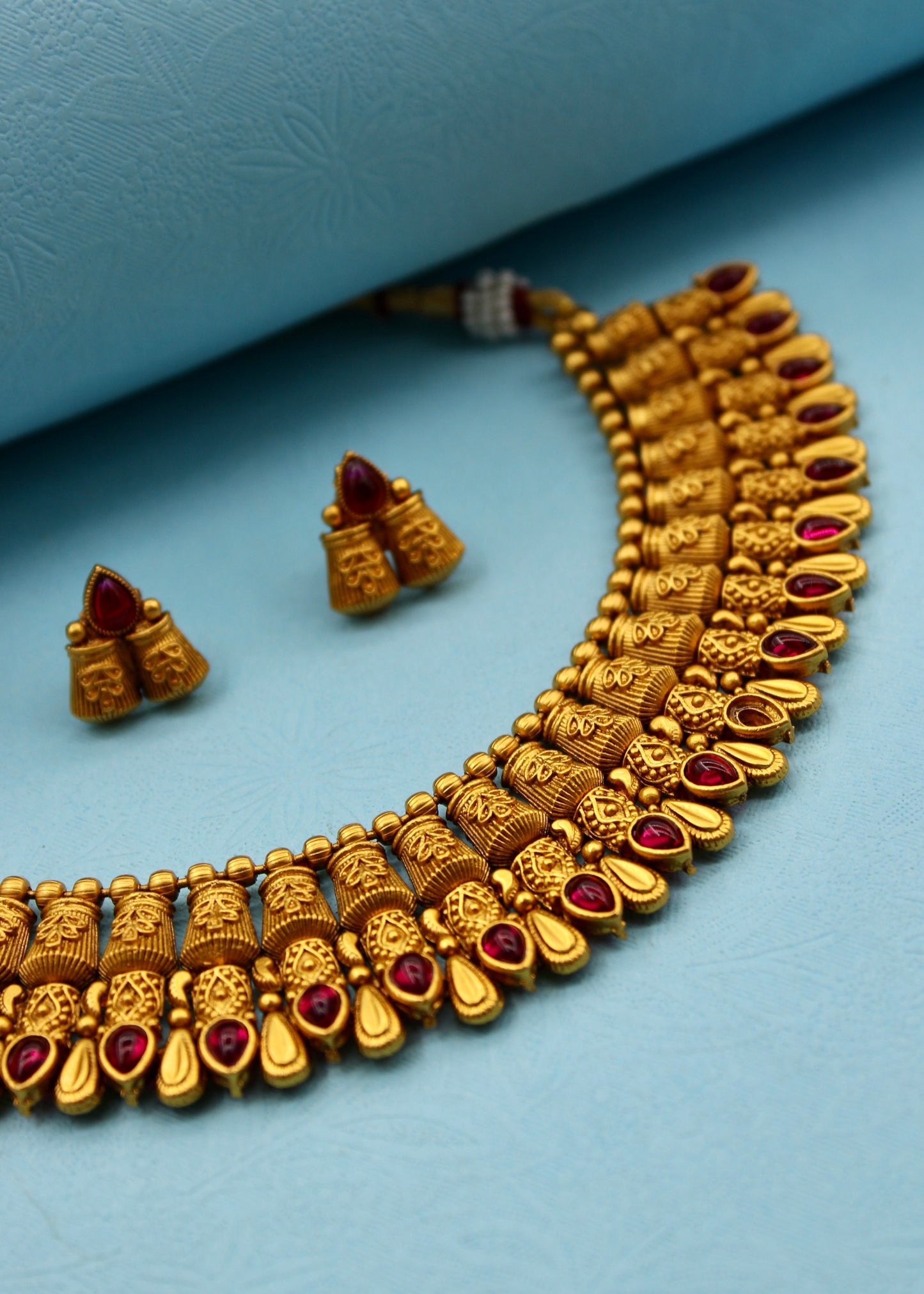 ROYAL PESHWAI NECKLACE