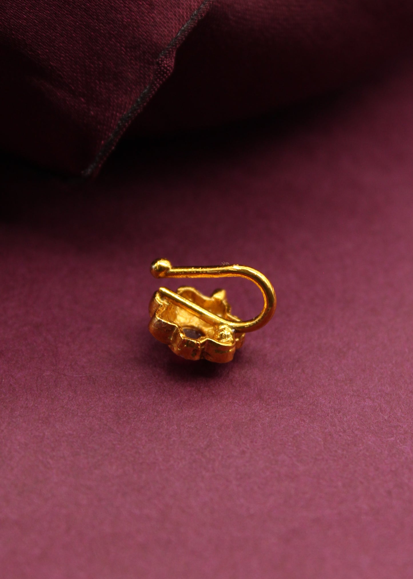 TRADITIONAL NOSE PIN