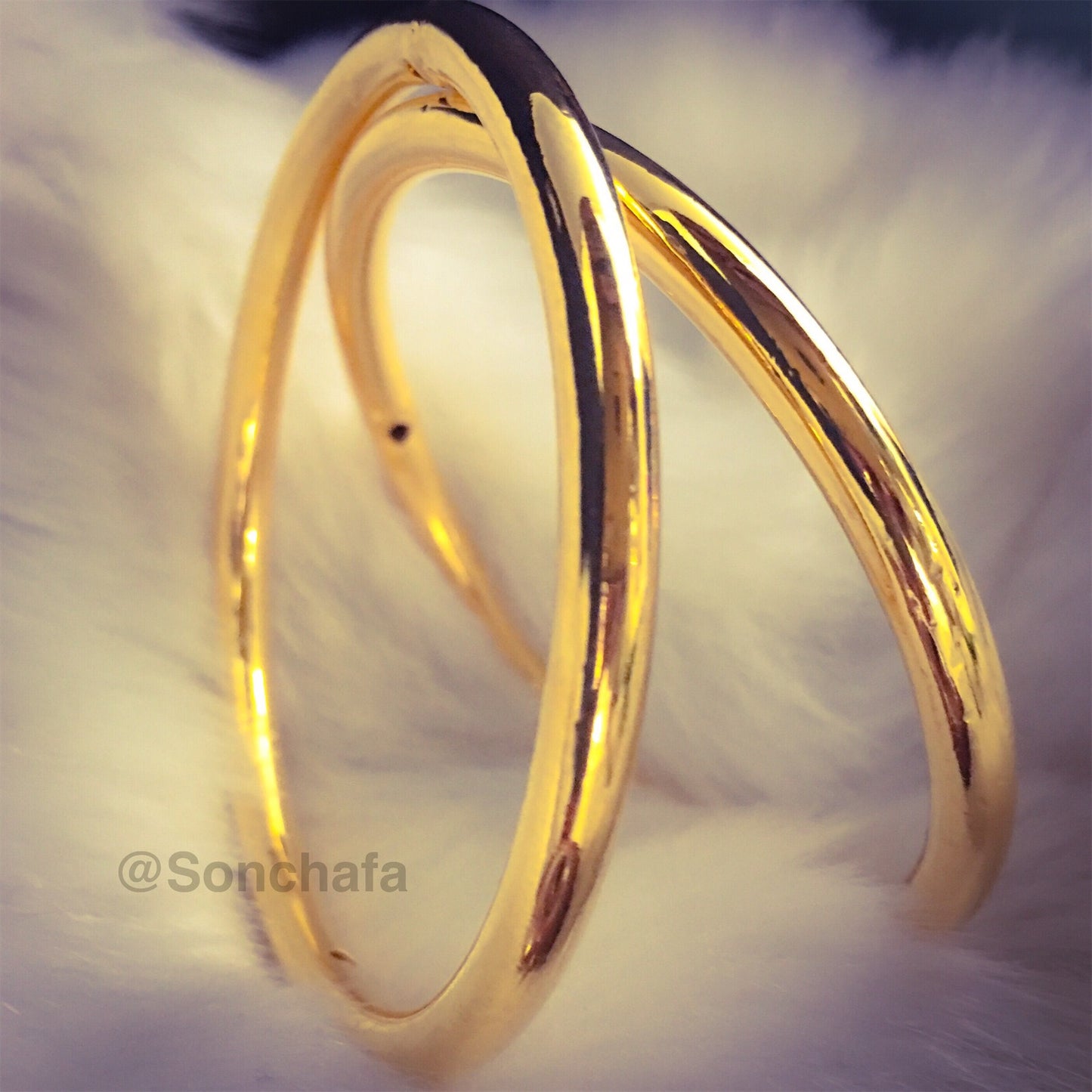 PLAIN GOLD PLATED BANGLES
