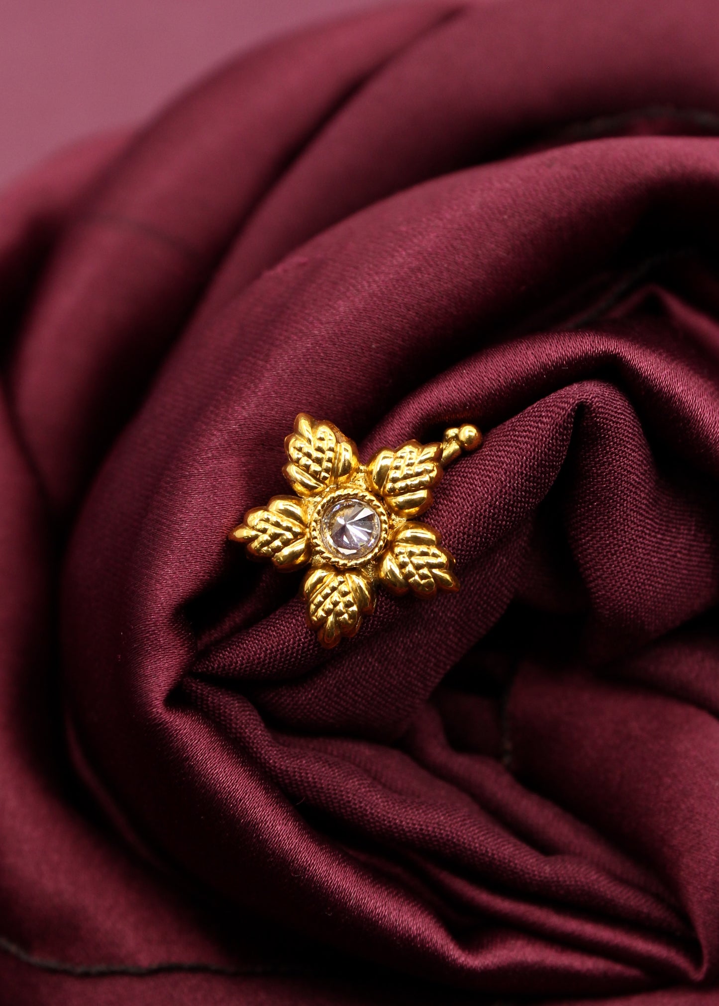 STYLISH ANTIQUE NOSE PIN