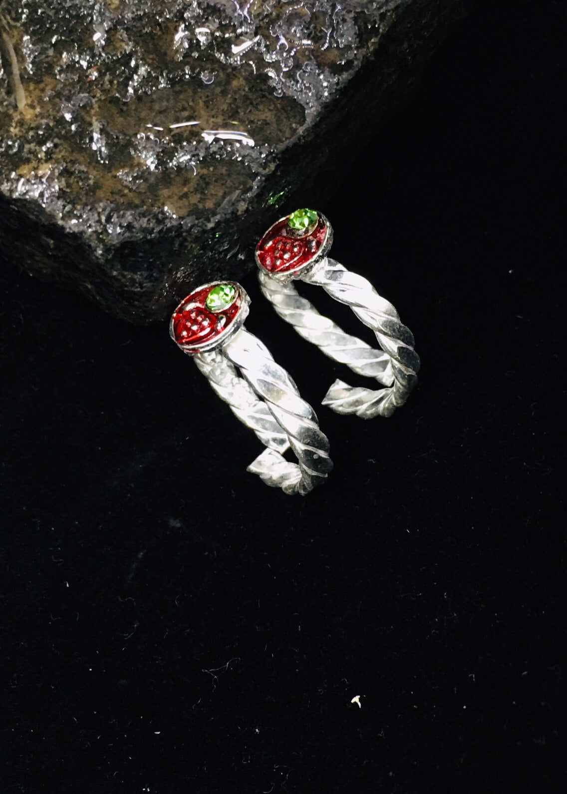 MAROON COLOUR SILVER JODAVI