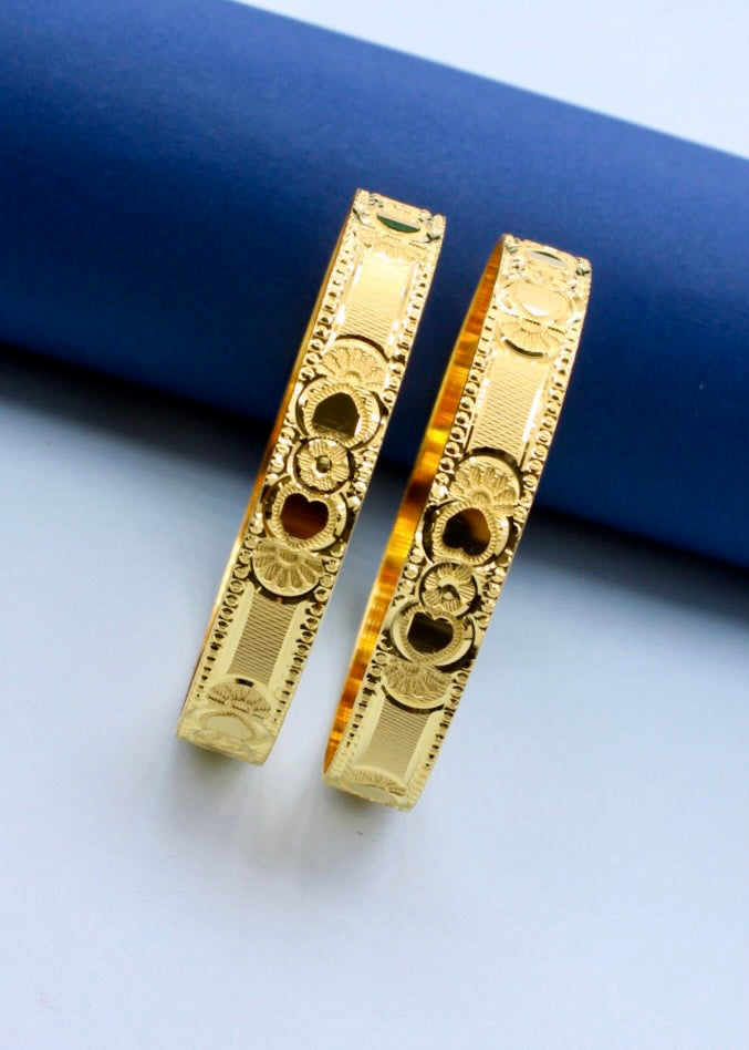 STUNNING GOLD PLATED BANGLES