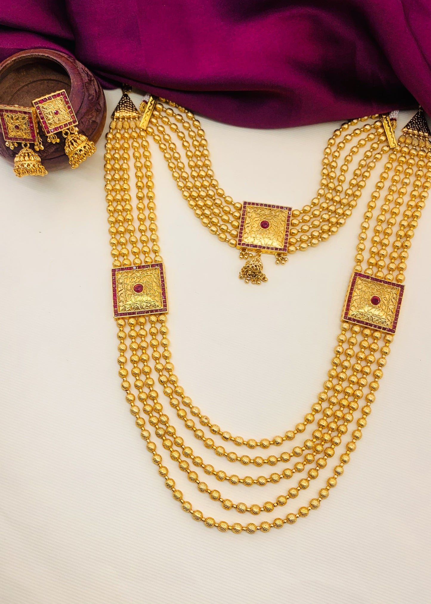 ENTICING ANTIQUE COMBO SET