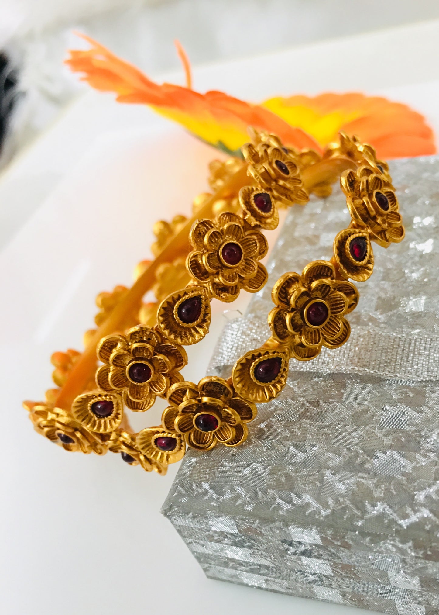 FLORET KEMP STONE BANGLES