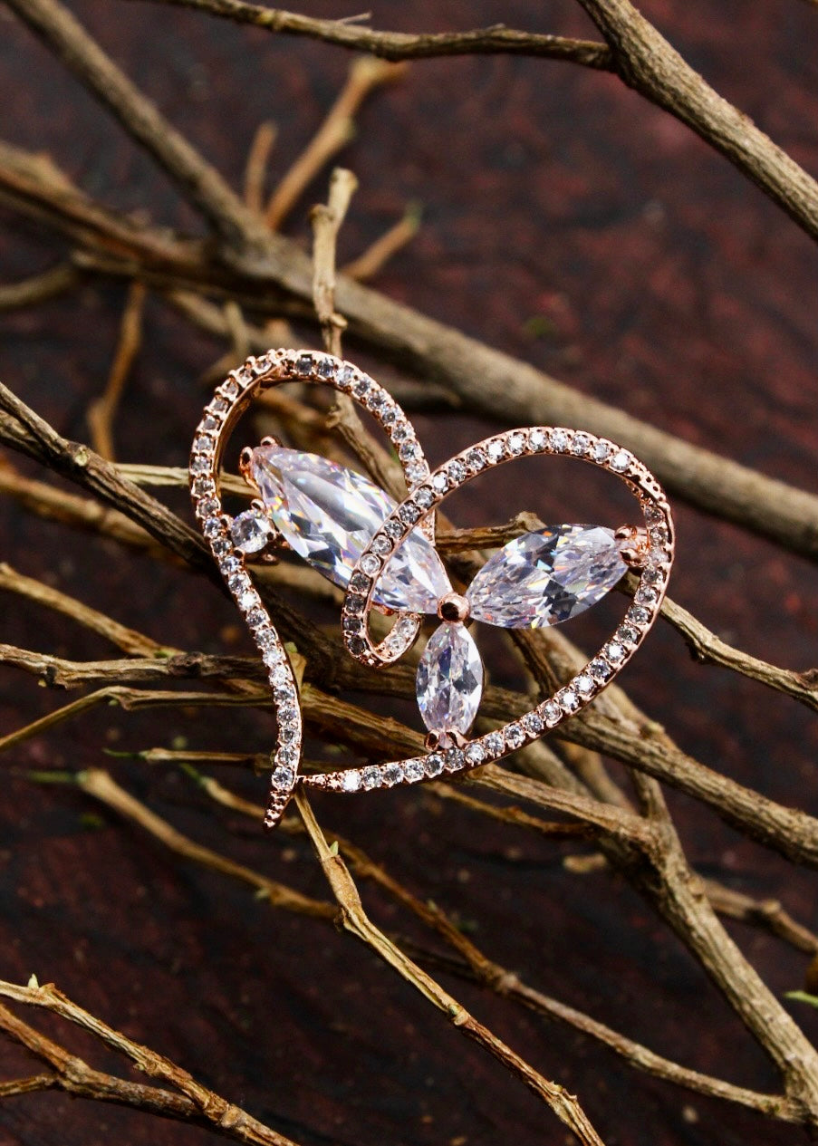 HEART SHAPE DESIGNER SAREEPIN