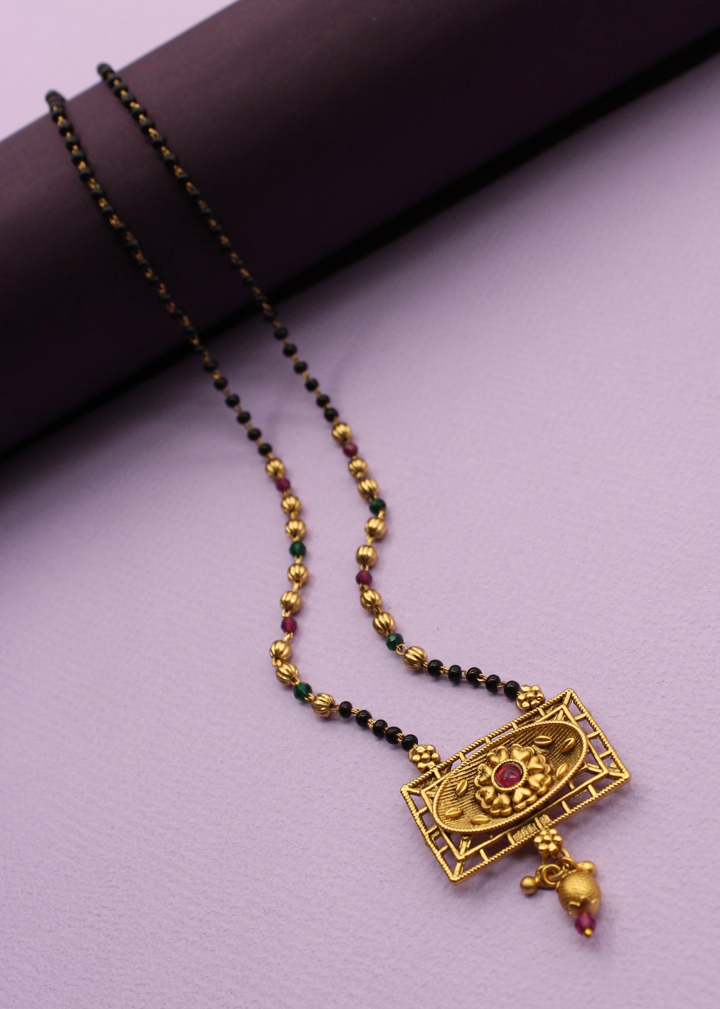 ENTICING AHILYA MANGALSUTRA