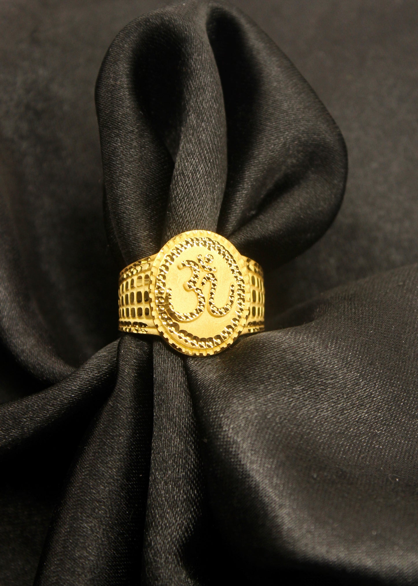 DIVINE GOLD PLATED RING