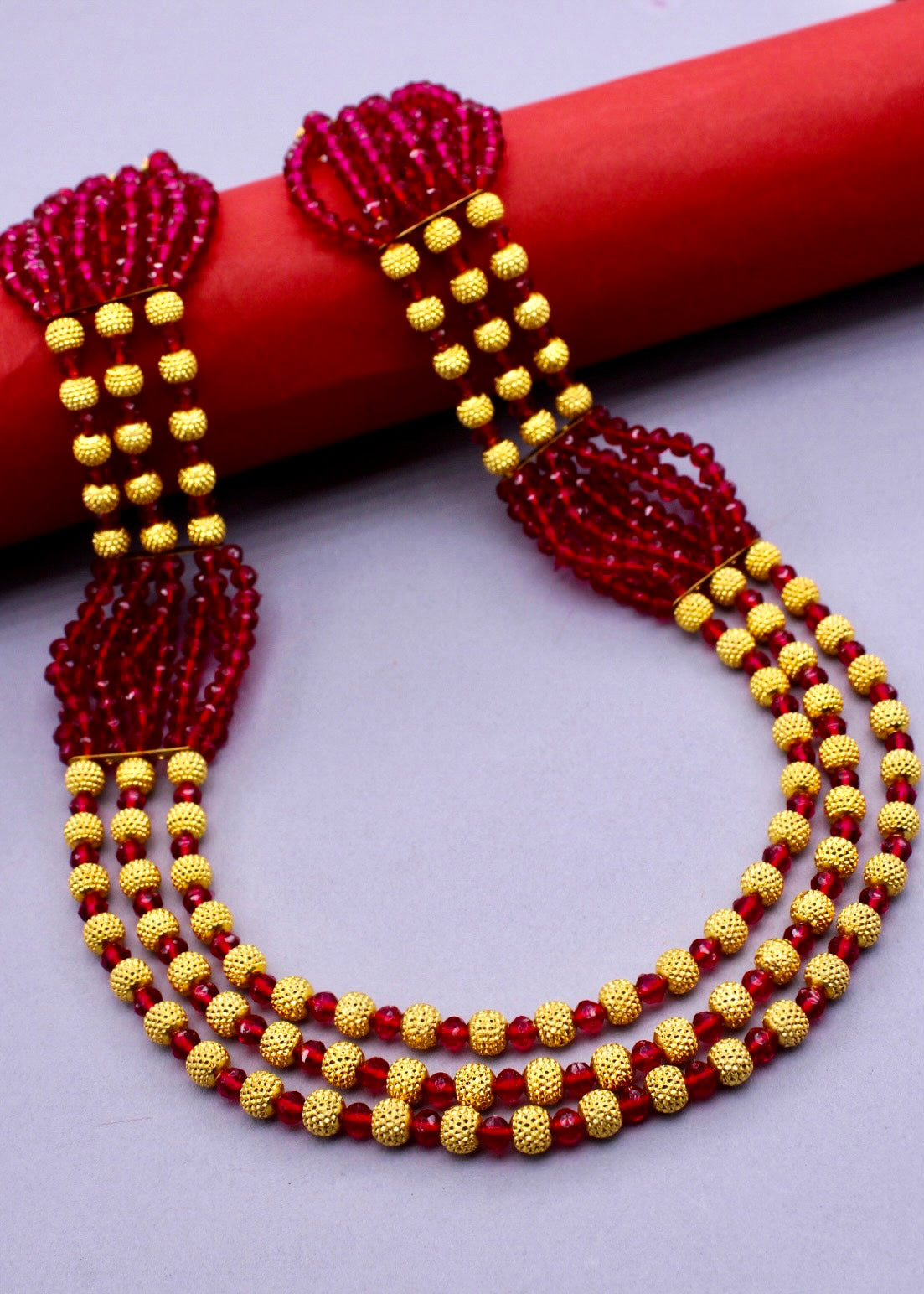 STYLISH GOLDEN BEADS NECKLACE